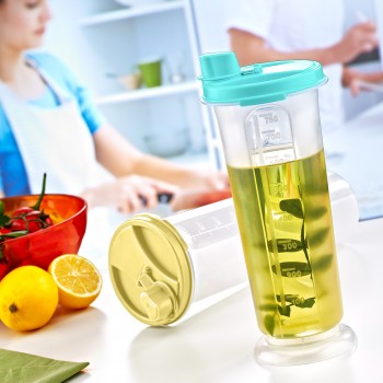 Ємність для олії 1 л Irak Plast YA-100 Ємність для олії 1 л Irak Plast YA-100